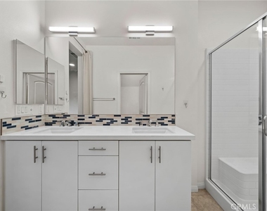 7819 Paxton Place - Photo Thumbnail 23