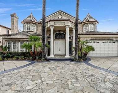 1410 S 10th Ave - Photo Thumbnail 1