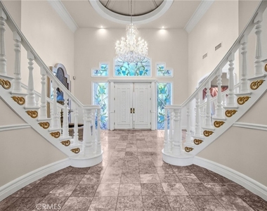 1410 S 10th Ave - Photo Thumbnail 15