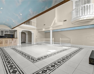 1410 S 10th Ave - Photo Thumbnail 19