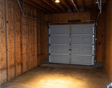 217 E I Street - Photo Thumbnail 15