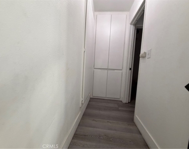 15050 Sherman Way - Photo Thumbnail 28