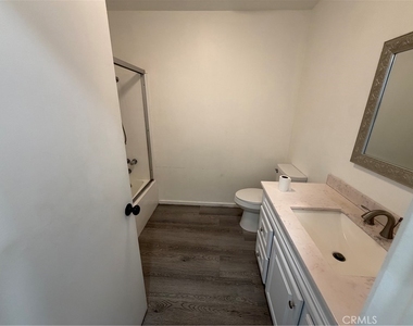 15050 Sherman Way - Photo Thumbnail 29