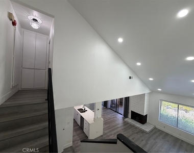 15050 Sherman Way - Photo Thumbnail 15