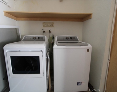3694 Berwick Drive - Photo Thumbnail 24
