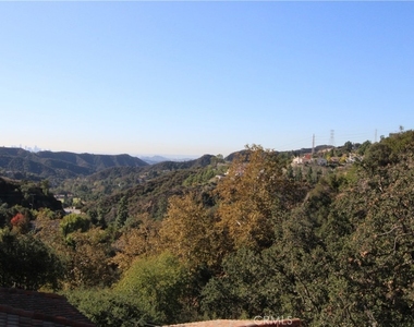 3694 Berwick Drive - Photo Thumbnail 22