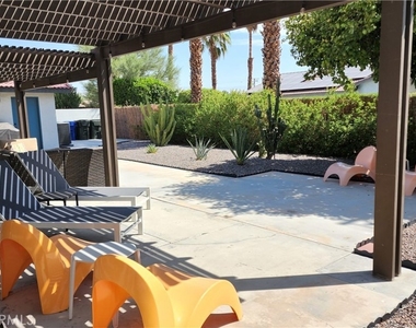 2098 N San Clemente Road - Photo Thumbnail 4
