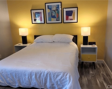 2098 N San Clemente Road - Photo Thumbnail 9