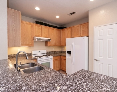 11433 Mountain View Drive - Photo Thumbnail 4