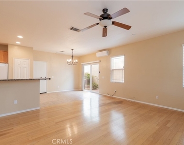 11433 Mountain View Drive - Photo Thumbnail 2