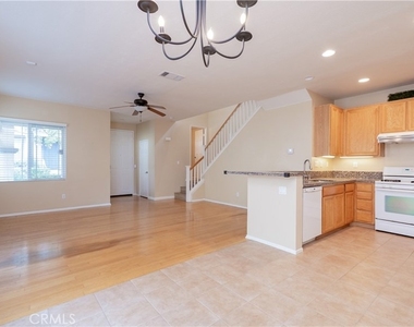 11433 Mountain View Drive - Photo Thumbnail 5