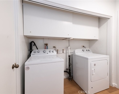 3757 York - Photo Thumbnail 20