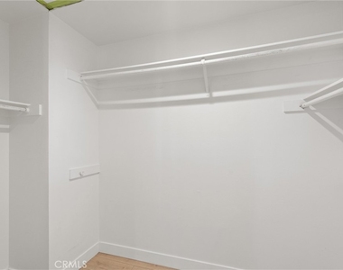 5974 Costello Avenue - Photo Thumbnail 9