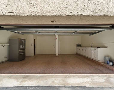 5974 Costello Avenue - Photo Thumbnail 14