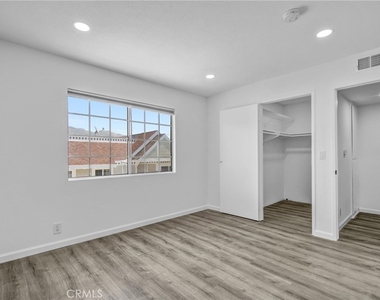 13750 Hubbard Street - Photo Thumbnail 20