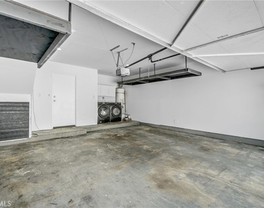 13750 Hubbard Street - Photo Thumbnail 23