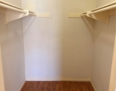 1818 Bauer Drive - Photo Thumbnail 10