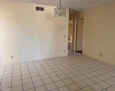 1818 Bauer Drive - Photo Thumbnail 5