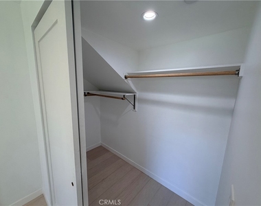 2320 Fernleaf Street - Photo Thumbnail 5