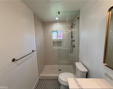 2320 Fernleaf Street - Photo Thumbnail 7