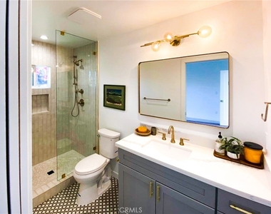 2320 Fernleaf Street - Photo Thumbnail 10
