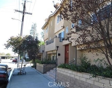 5555 Carpenter - Photo Thumbnail 1