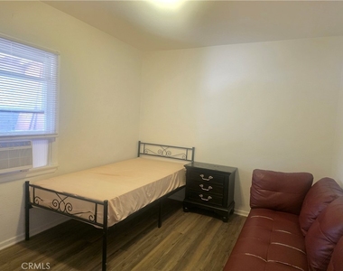 517 N Rural - Photo Thumbnail 6