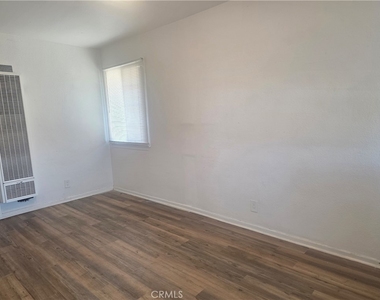 517 N Rural - Photo Thumbnail 4