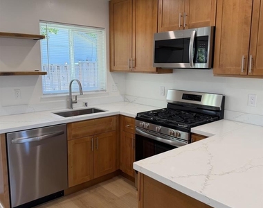 74 78 Palana Ct - Photo Thumbnail 3
