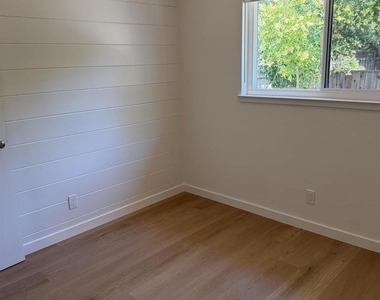 74 78 Palana Ct - Photo Thumbnail 18