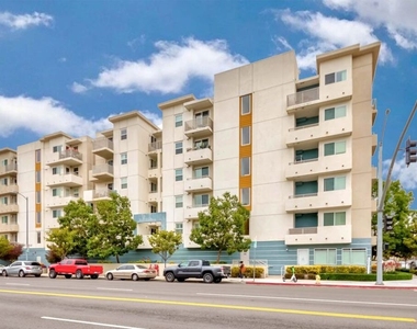 436 S Virgil Avenue - Photo Thumbnail 12