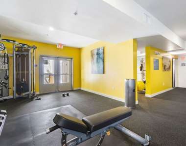 436 S Virgil Avenue - Photo Thumbnail 10