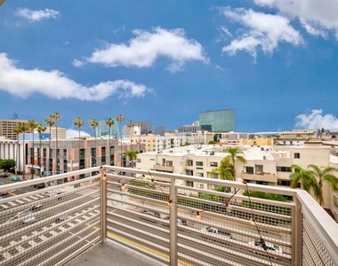 436 S Virgil Avenue - Photo Thumbnail 8