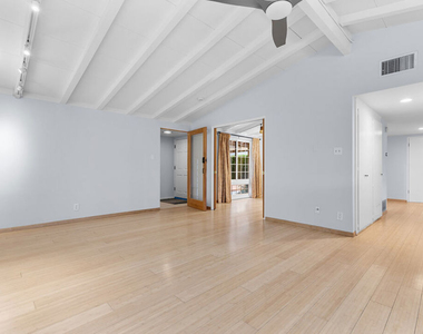6742 Sunny Brae Avenue - Photo Thumbnail 13