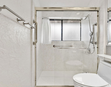 6742 Sunny Brae Avenue - Photo Thumbnail 32