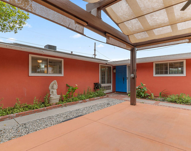 6742 Sunny Brae Avenue - Photo Thumbnail 7