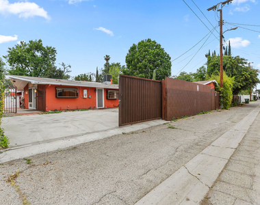 6742 Sunny Brae Avenue - Photo Thumbnail 49