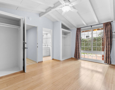 6742 Sunny Brae Avenue - Photo Thumbnail 35