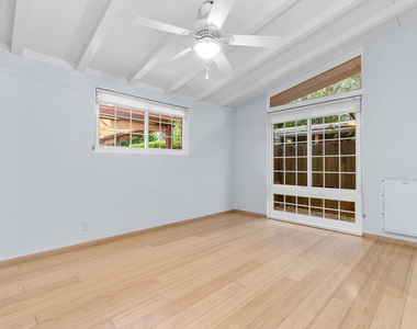 6742 Sunny Brae Avenue - Photo Thumbnail 25