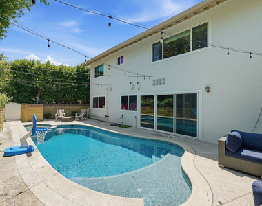 5516 Bluebell Avenue - Photo Thumbnail 30
