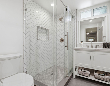 5516 Bluebell Avenue - Photo Thumbnail 16