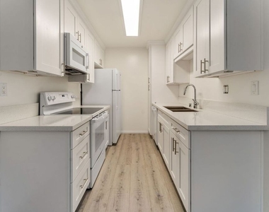 1114 12th Street - Photo Thumbnail 10