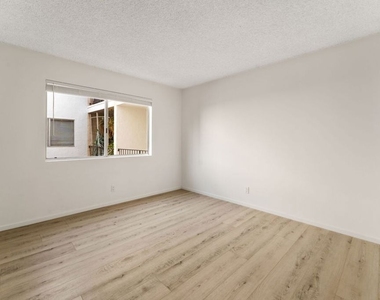 1114 12th Street - Photo Thumbnail 16