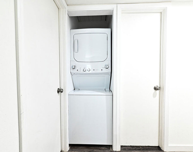 11839 205th Street - Photo Thumbnail 6