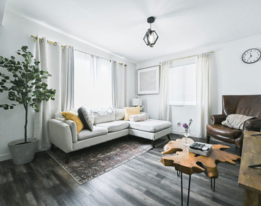 11839 205th Street - Photo Thumbnail 18