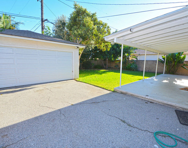 12944 Haynes Street - Photo Thumbnail 36