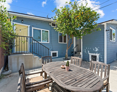 406 N Benton Way - Photo Thumbnail 17