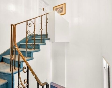 9928 Robbins Drive - Photo Thumbnail 62