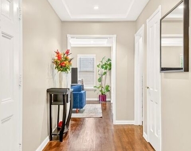 9928 Robbins Drive - Photo Thumbnail 57