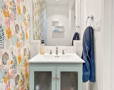 9928 Robbins Drive - Photo Thumbnail 23